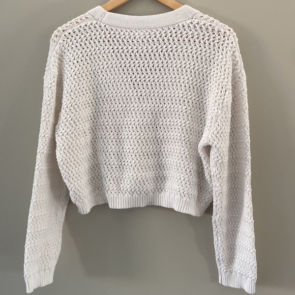 Women’s White Cotton Knit Cropped V Neck Button Cardigan - Picture 4 of 4